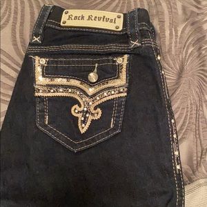 Rock revival jeans dark wash. Skinny jean size 28
